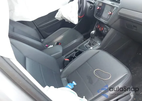 2020 Volkswagen Tiguan 2.0T Se/2.0T Se R-Line Black/2.0T Sel from USA, damaged, VIN 3VV3B7AX7LM144742